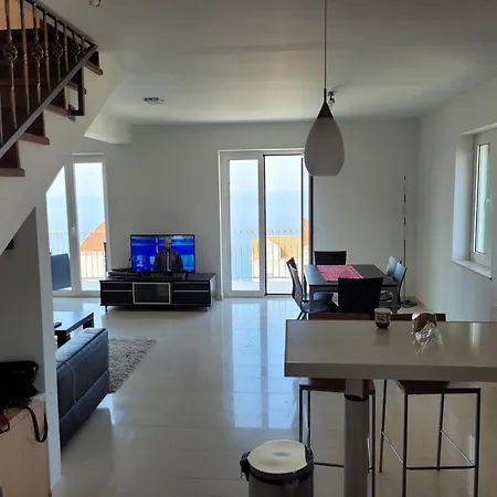 Villa Mecajac *