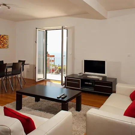 Mecajac Villa