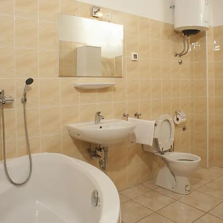 Mecajac Villa *